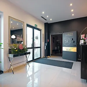Lumen Apartmanhotel